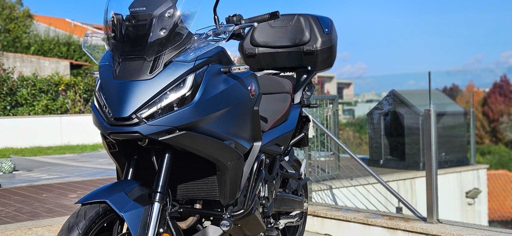 Honda NT 1100, de 07/2024, com 7.430 Km