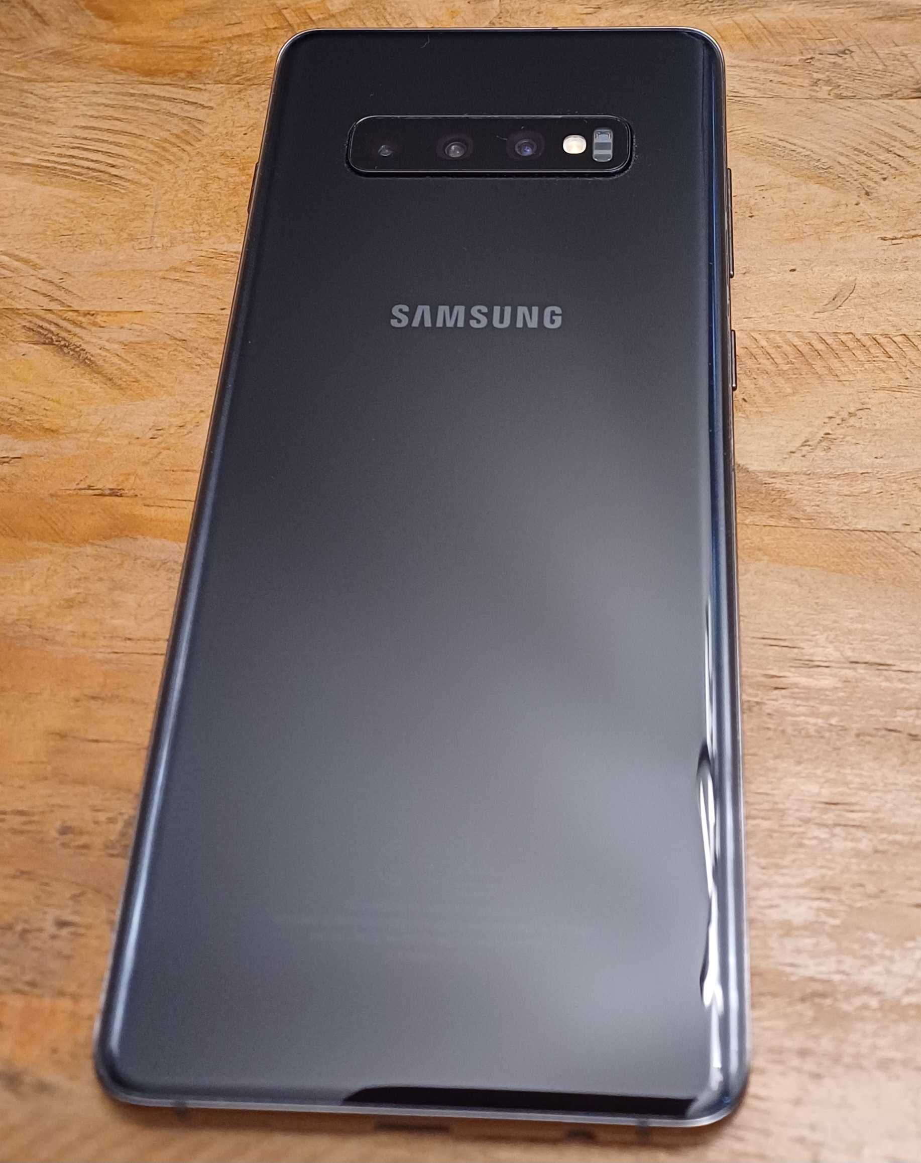 Samsung Galaxy S10+ plus SM-G975F/DS