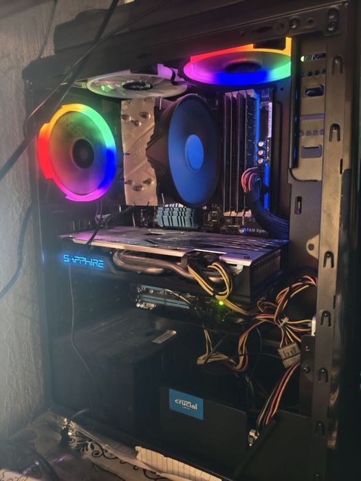 Системный блок + монитор