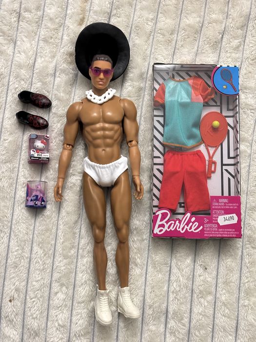 Lalka Glowa lalki Barbie Ken, ciało jak Adonis akcesoria buty