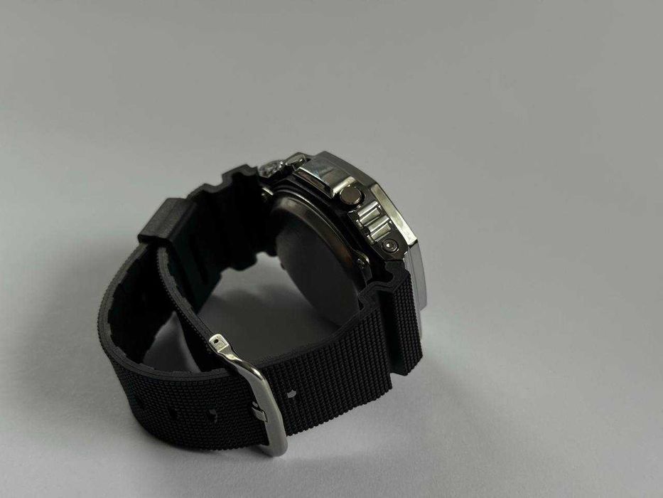 Чоловічий оригінальний годинник Casio G-Shock GM 2100 A