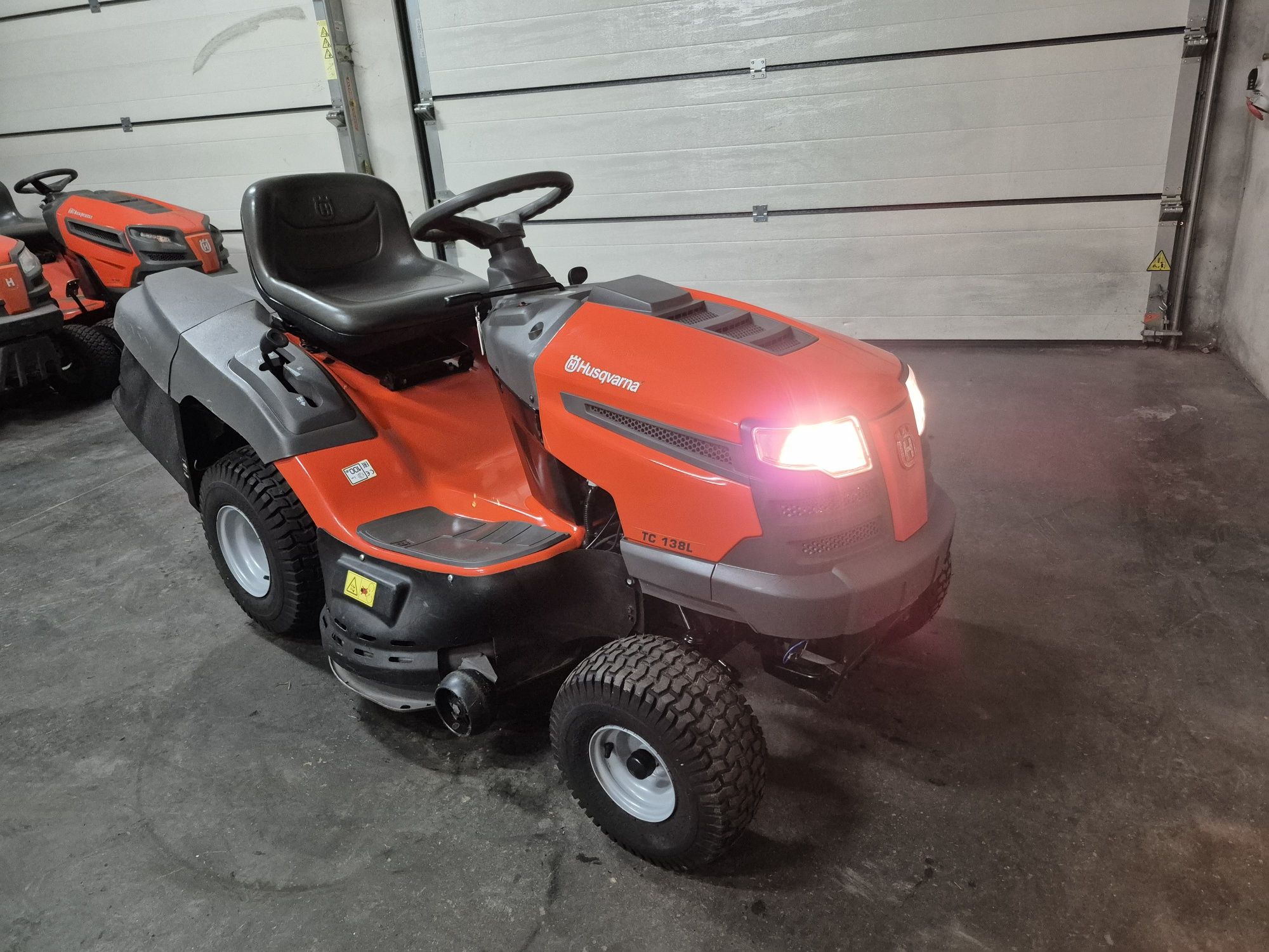 Kosiarka traktorek Husqvarna TC 138L