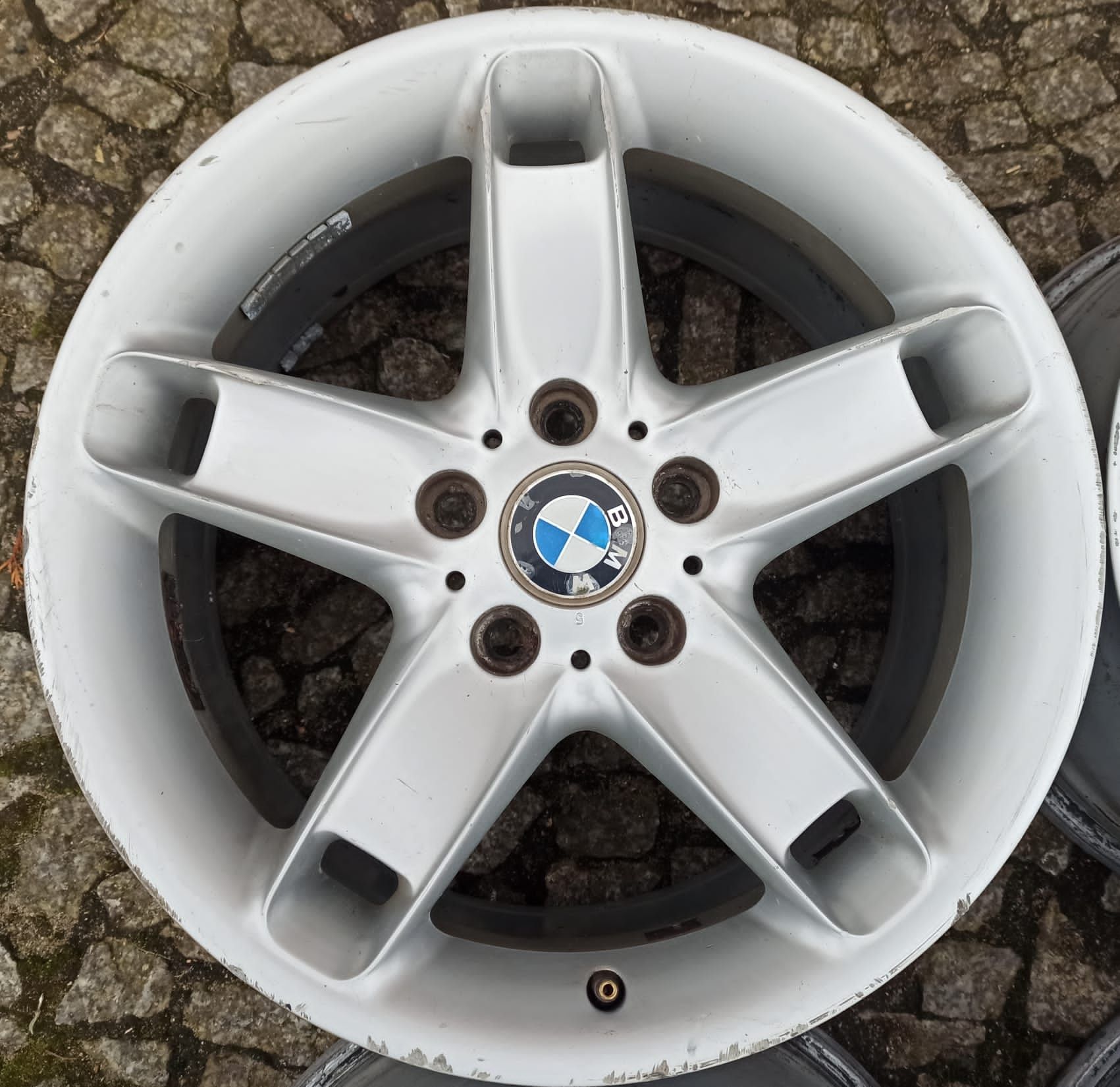 Felgi aluminiowe BMW E60 E39 E32 8Jx17 ET20 5x120