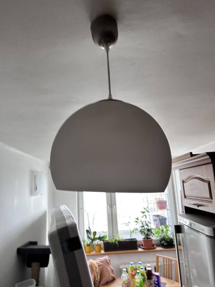 Lampa wisząca.