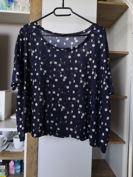 H&M granatowa luźna bluzka krótkie rękawy.