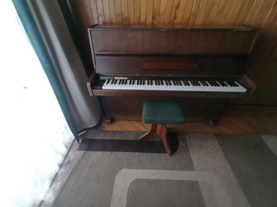 Pianino Legnica.