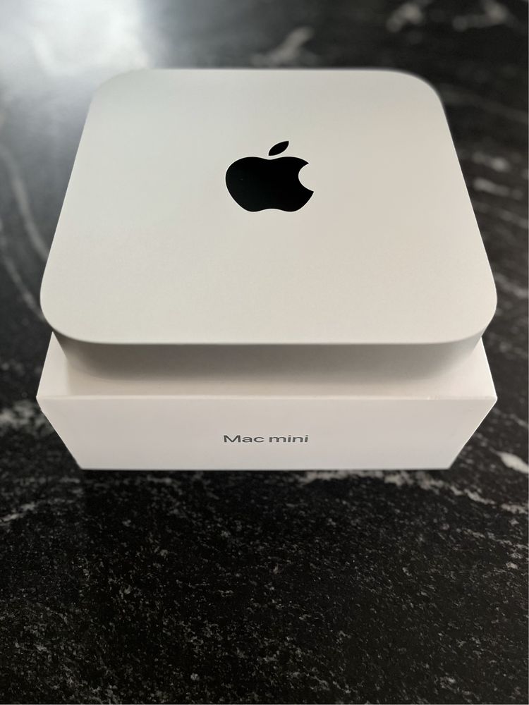 Mac mini M1, 16GB RAM, 512GB SSD, 8-core CPU, 8-core GPU, 1Gb Ethernet