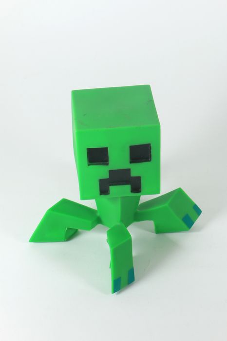 Figurka Creeper zielona