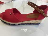 Tommy Hilfinger-espadryle na koturnie -38