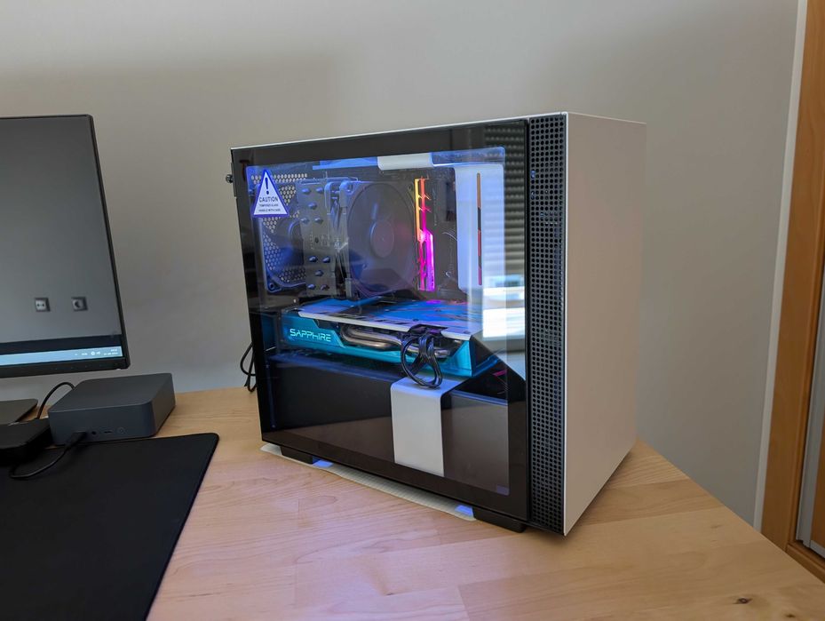 PC Gaming Ryzen 5 3600 / 16GB RAM / 1TB NVMe / RX 590 / NZXT 210i