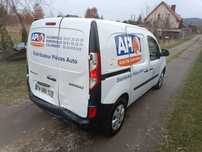 Renault Kangoo Auto niezniszczone lekko uszkodzone ,mały przebieg tylko 130 tyś km.