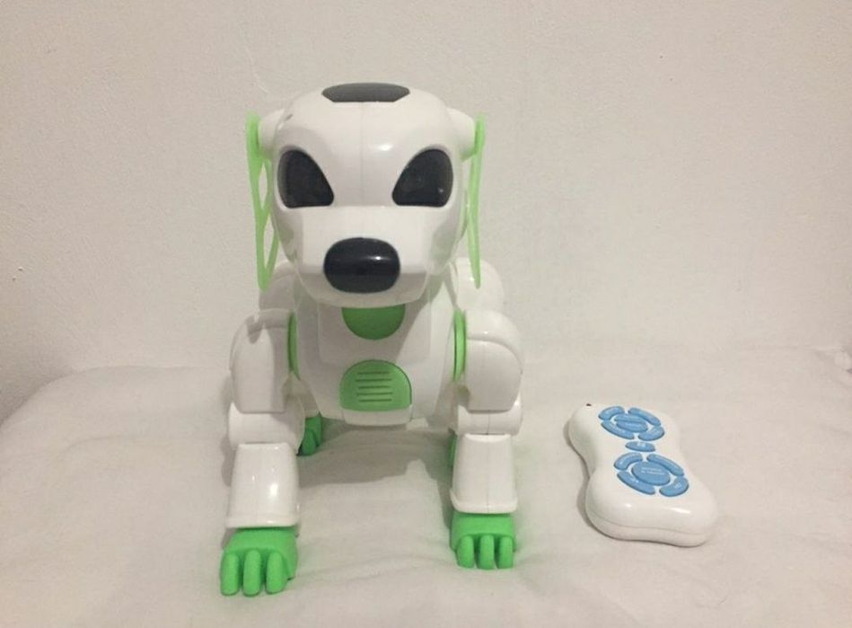 Робот- песик ( іграшка)