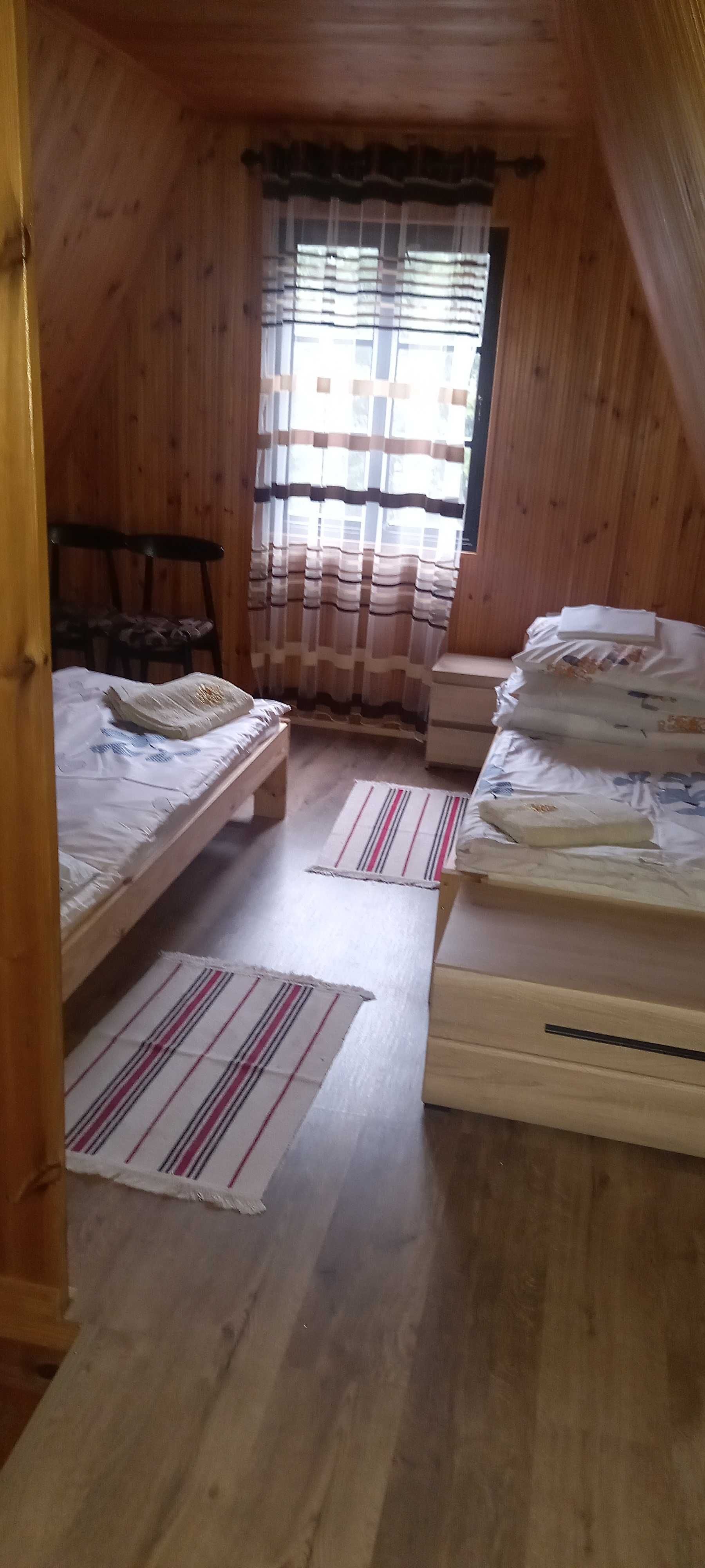 Domek nad jeziorem
