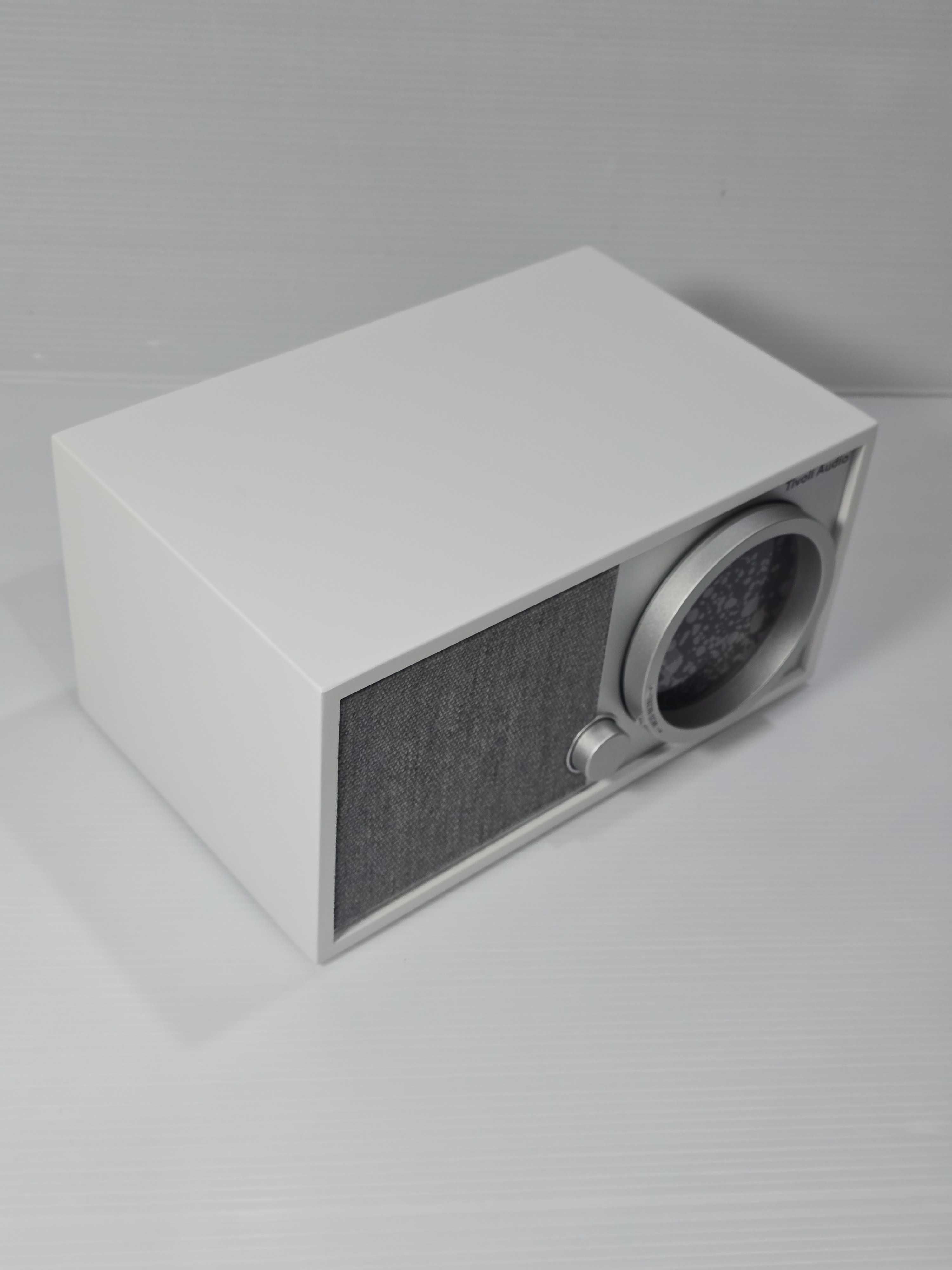 ++ Tivoli Audio Model One Digital+ Radio FM DAB+ WiFi Bluetooth ++