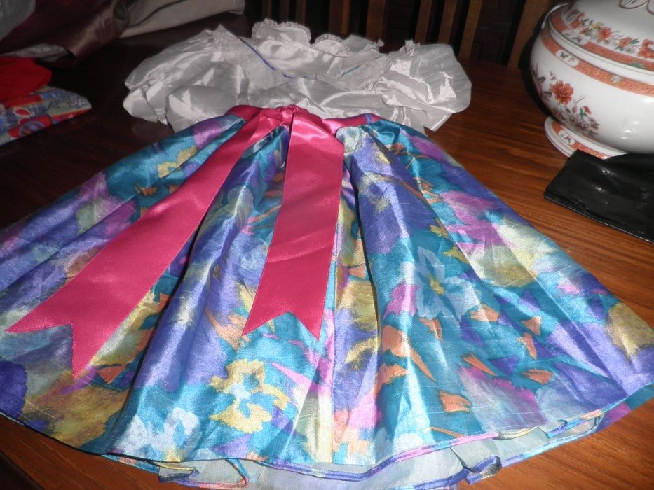 Vendo Vestidos que dá para casamentos festas eventos