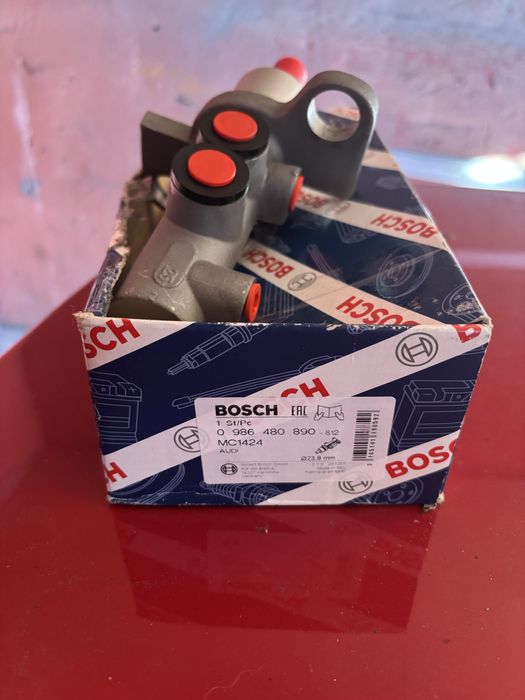 Головний тормозний циліндр bosch пасат б5 ауді а4 а6