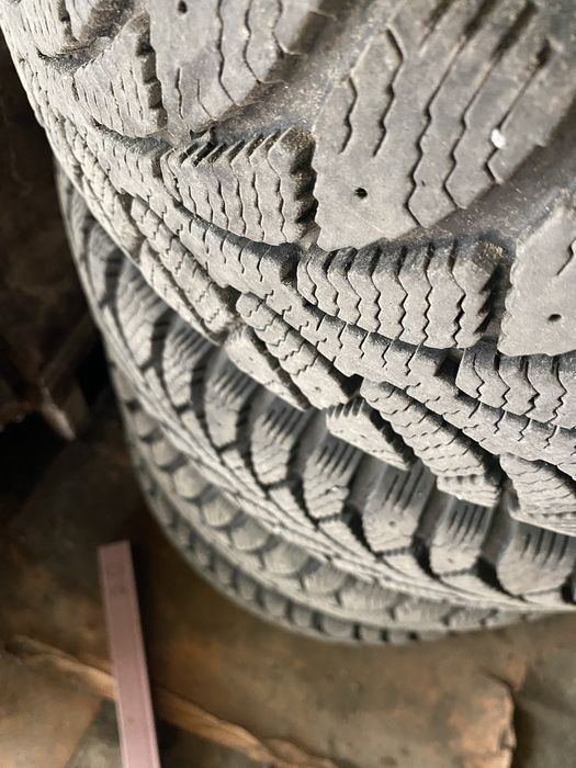 Резина зимня на дисках 175/70R13