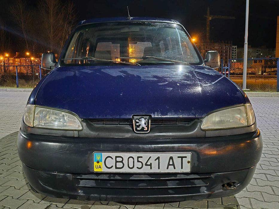 Автомобіль Peugeot Partner  заводський пассажир!