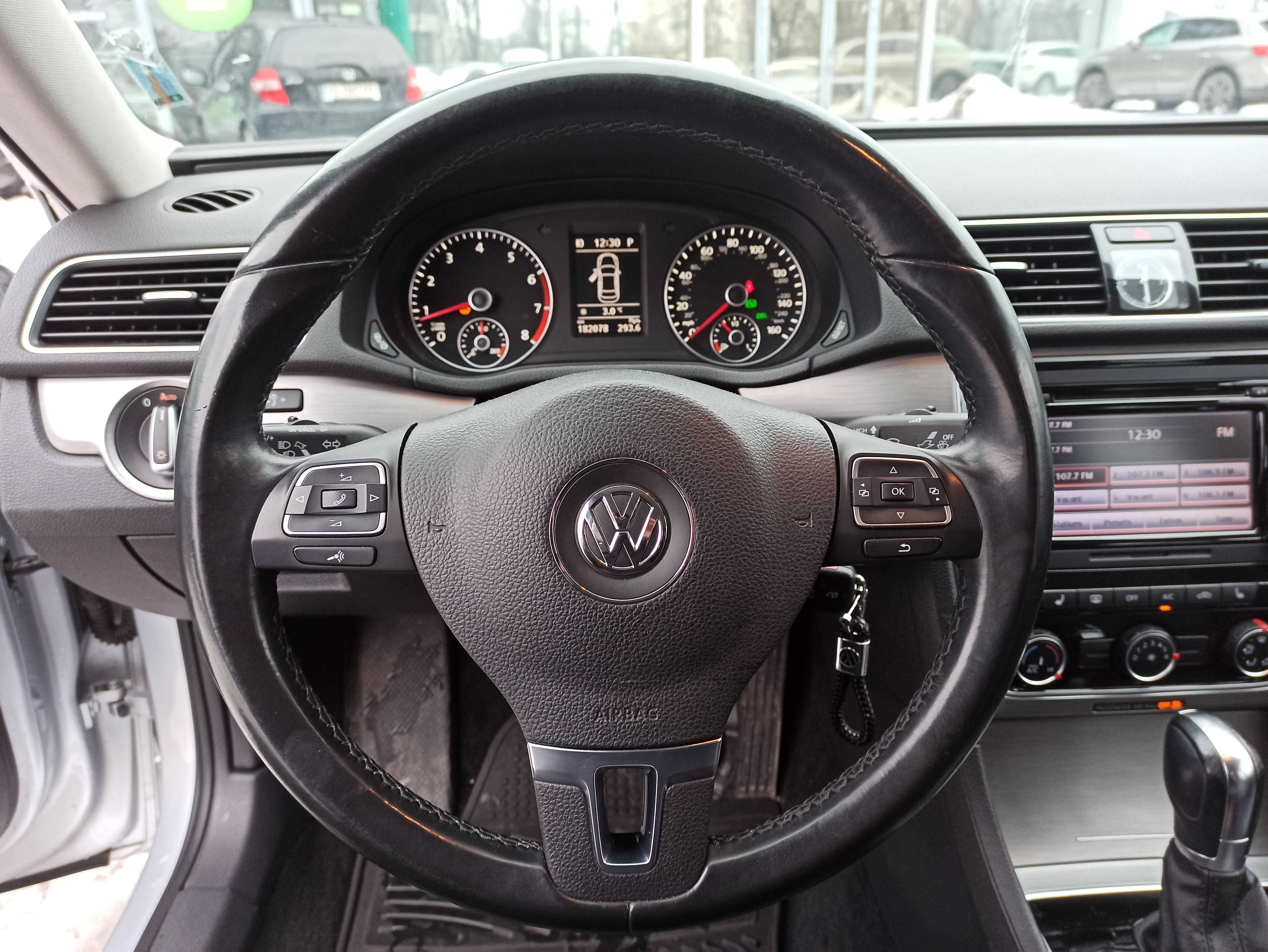 Volkswagen Passat B7 NMS SE 2013 року