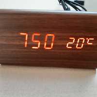 Zegar Cyfrowy Elektroniczny Budzik, Termometr Drewno (A3)