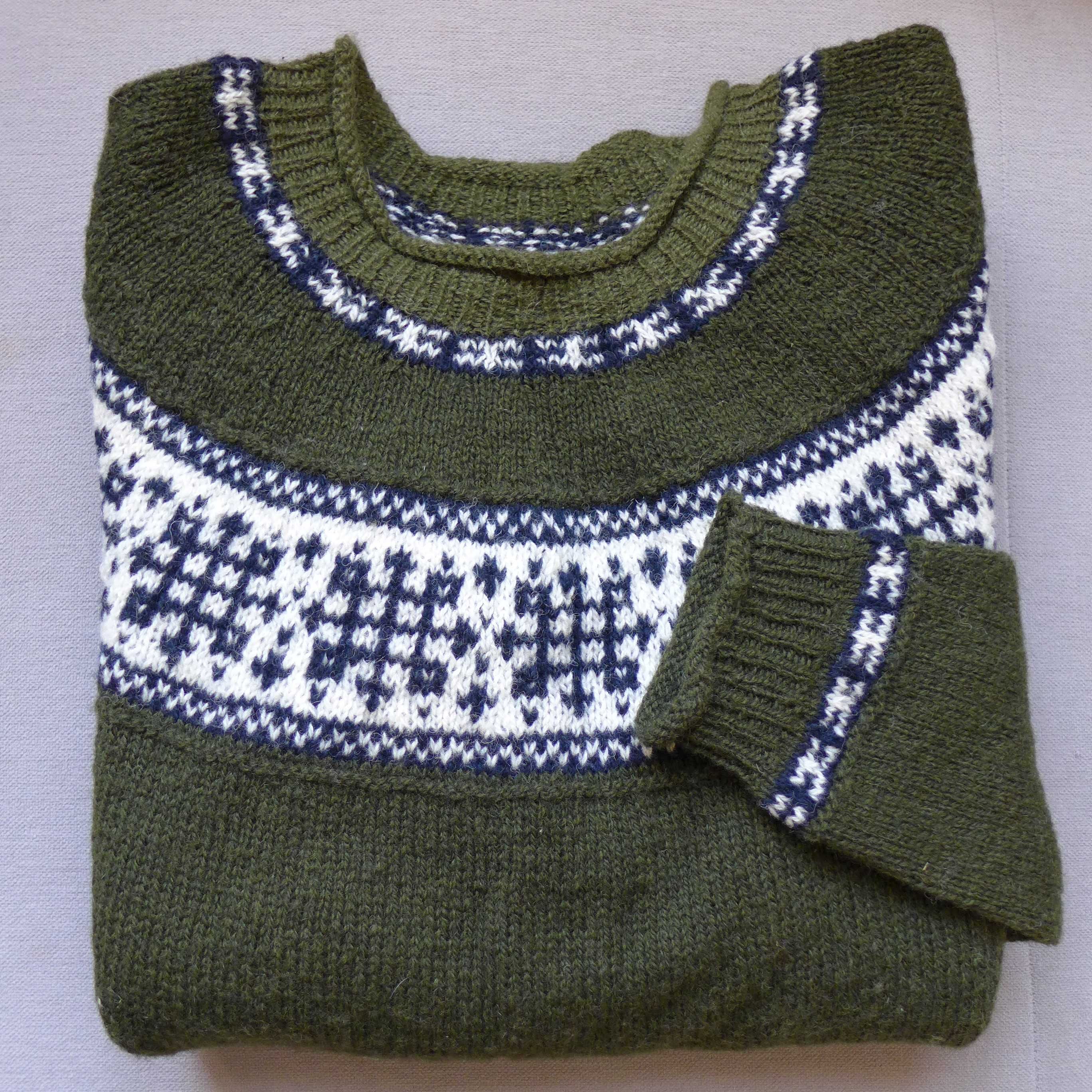 ISLANDZKI SWETER wełniany M 38 ręczna robótka handmade WZÓR LOPAPEYSA