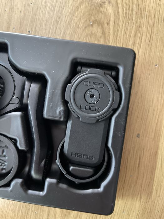 QUADLOCK PRO - suporte guiador mota (Fechado)