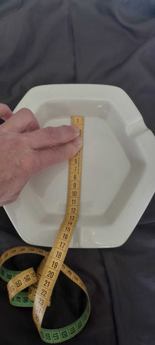 Cinzeiro em Louça Branco