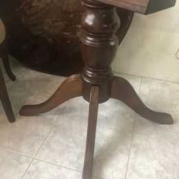 Mobília Madeira p/ Restauro (Mesa Redonda Extensível + 7 Cadeiras)