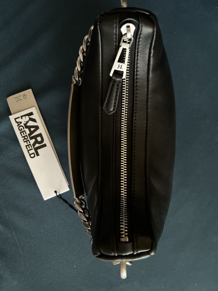 Karl Lagerfeld Skórzana torebka czarna półksiężyc