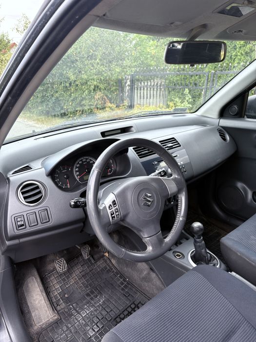 Suzuki Swift_2007r_Klimatyzacja_1.3 benzyna_Nowy przeglad