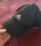 Кепка черная adidas