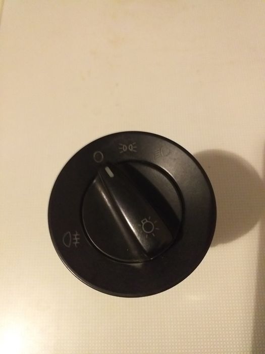 Interruptor das luzes Volkswagen Golf 5