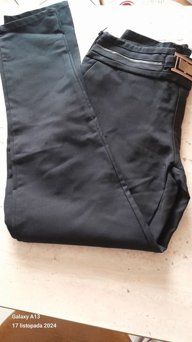 Wizytowe czarne spodnie Freesia S