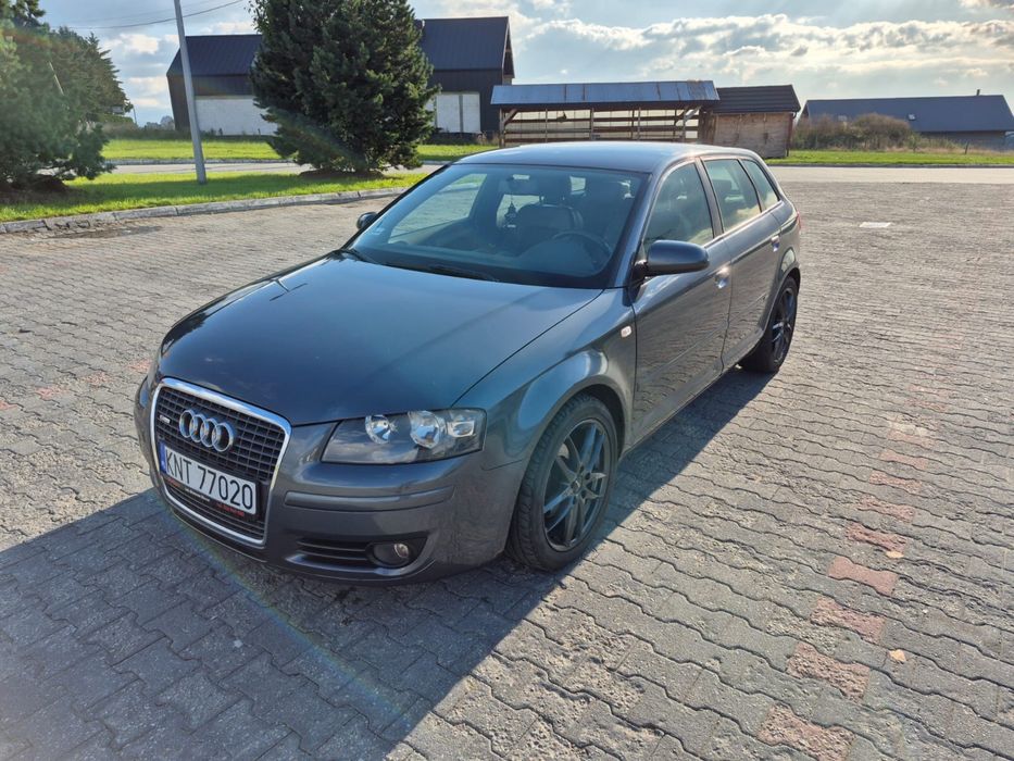 Audi A3 szary S-line 8P