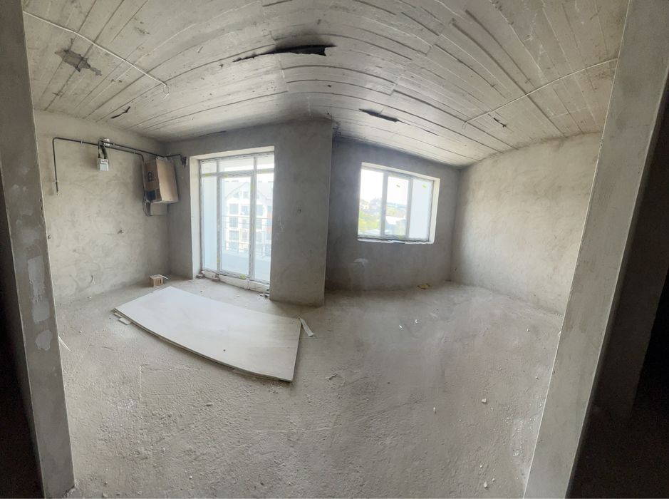 ‼️2кімнати+Кухня-СТУДІЯ27м2‼️,85м2+горище=730$/м2.Затишний квартал