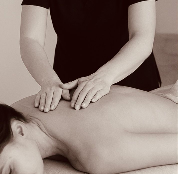 Масаж. Цвяхостояння. Стоун масаж