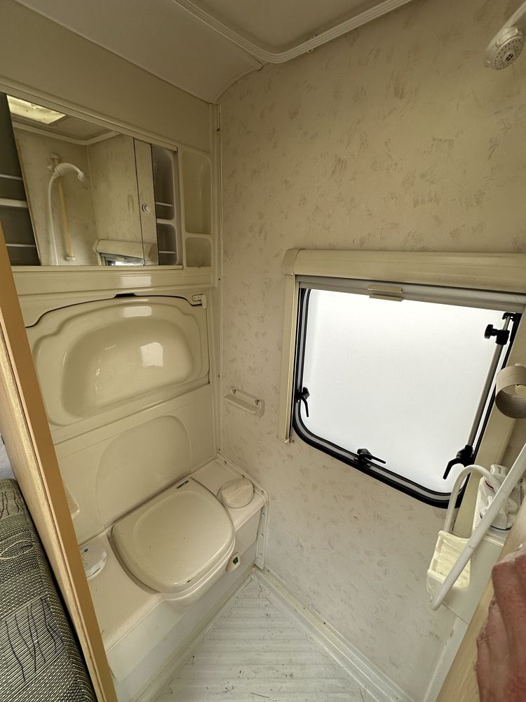 Kemping Elddis  5 osobowy super stan 2003 rok DMC 1100 kg przedsionek