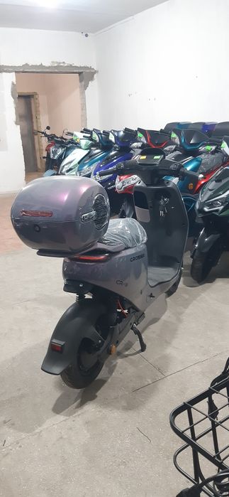 Електроскутер Crosser CR-9