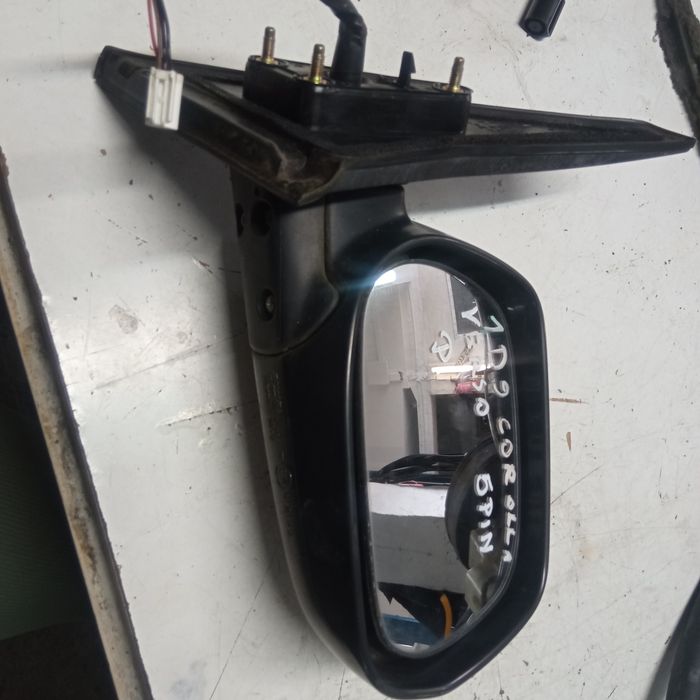 Lusterko prawe  Toyota Corolla Verso 5PIN kolor 1D9