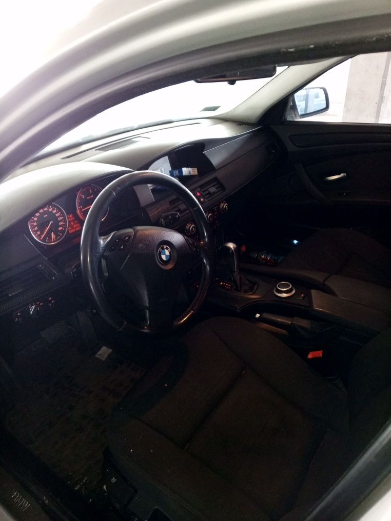 BMW e60 2007rok 520d