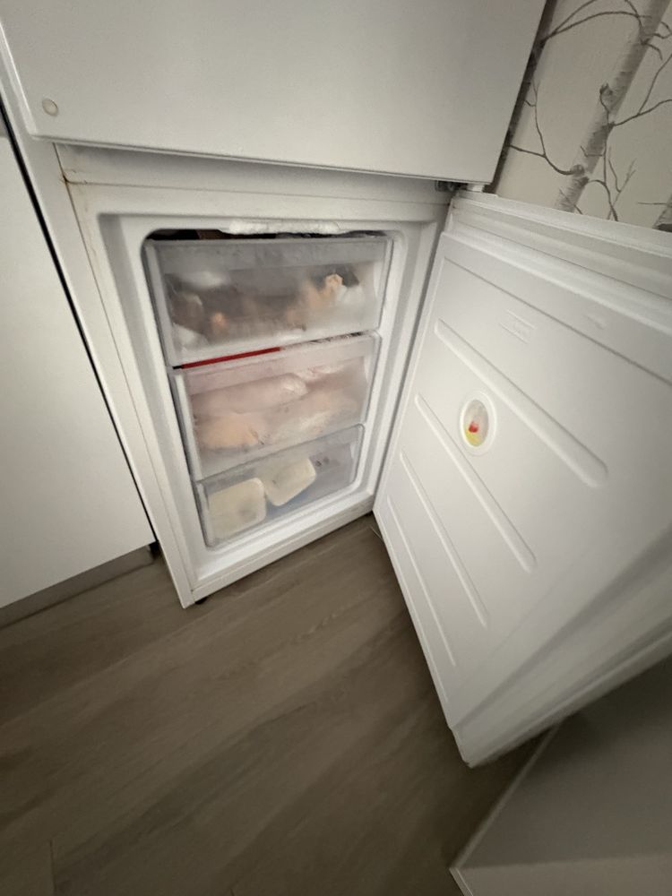Combinado indesit (com avaria)