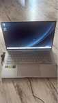 Laptop Asus Zenbook Q407IQ