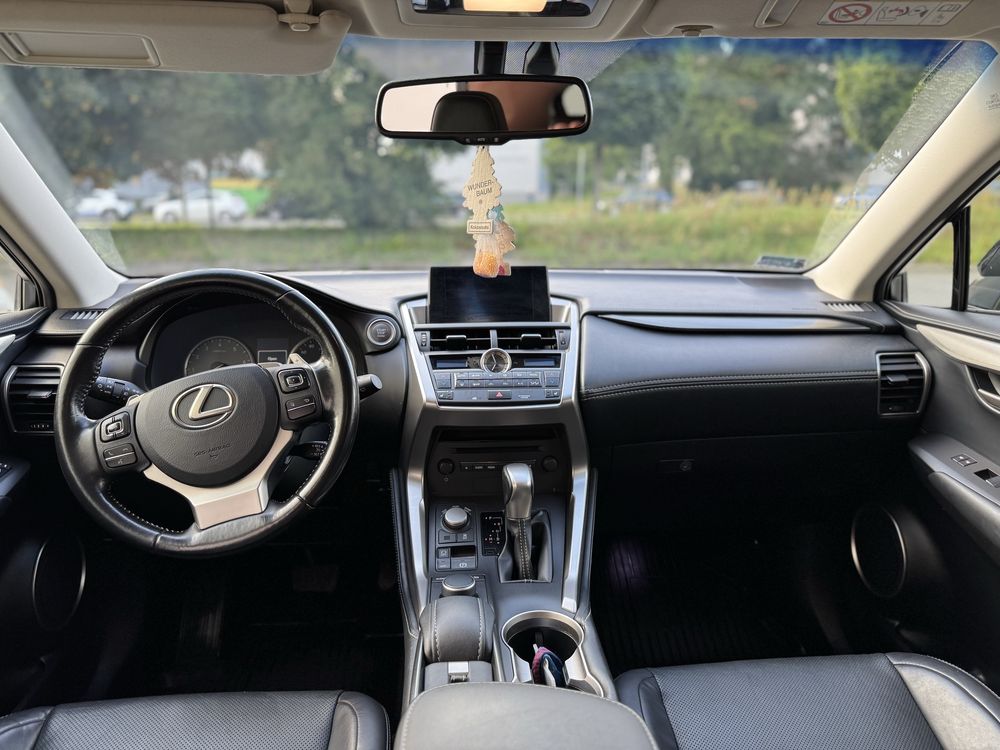 Lexus Nx 200t awd 2016r