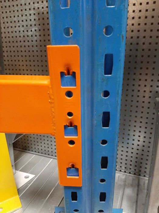 Паллетные стеллажи Рамы Траверсы в наличии новые и б/у