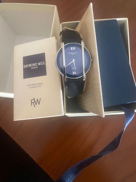 Relógio Raymond Weil novo