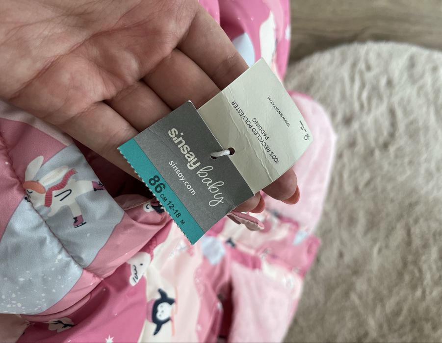 Nowa wzorzysta kurtka zimowa dla dziewczynki ocieplana