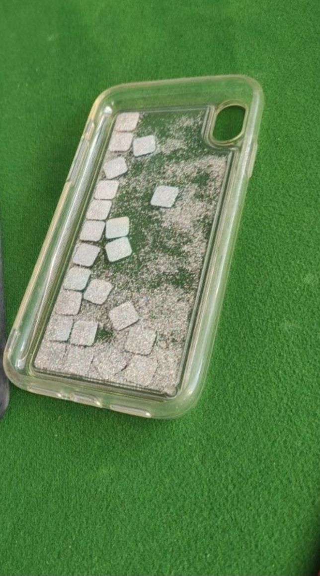 Etui Iphone XR brokat aplikacje