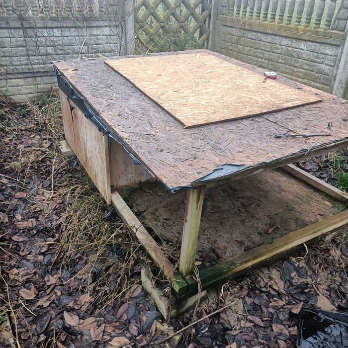 Dużo buda z tarasem  xxxl. 180x120