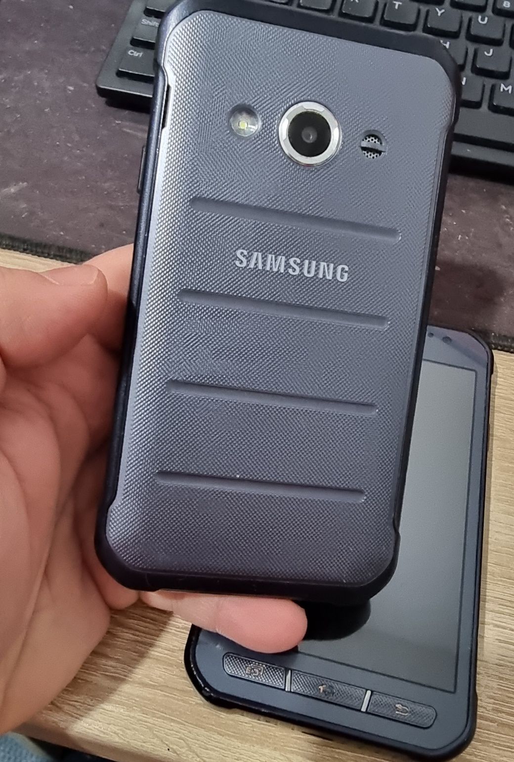 Samsung Galaxy xcover 3 szary ładny stan