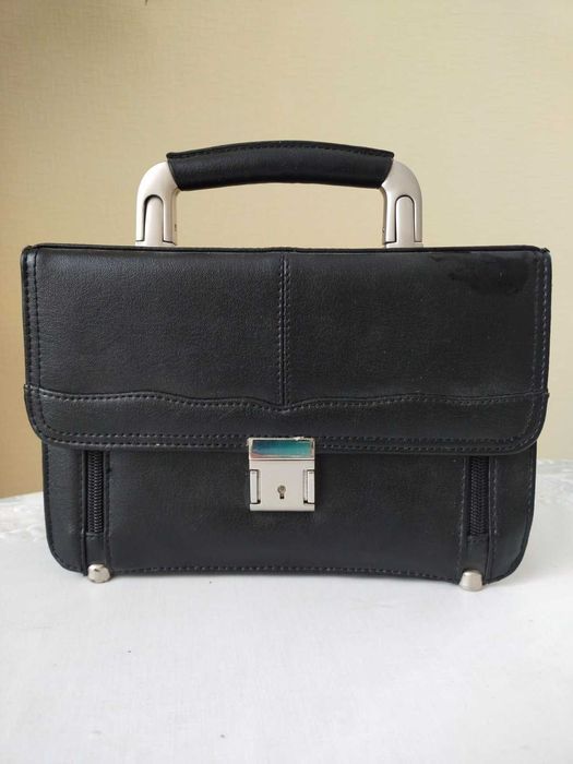 Барсетка чоловіча